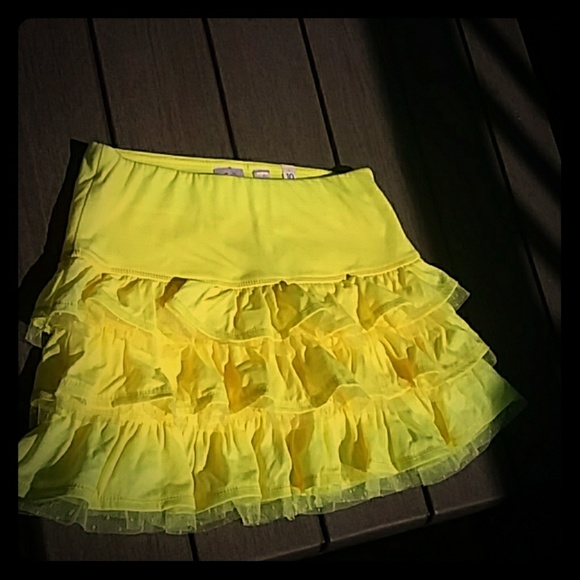 Girls Justice yellow skirt - Picture 1 of 3